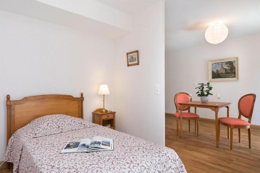 Medicis Home Dijon Les Petites Roches Экстерьер фото