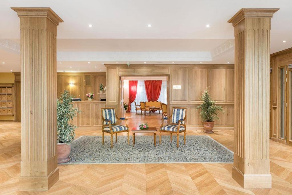 Medicis Home Dijon Les Petites Roches Экстерьер фото