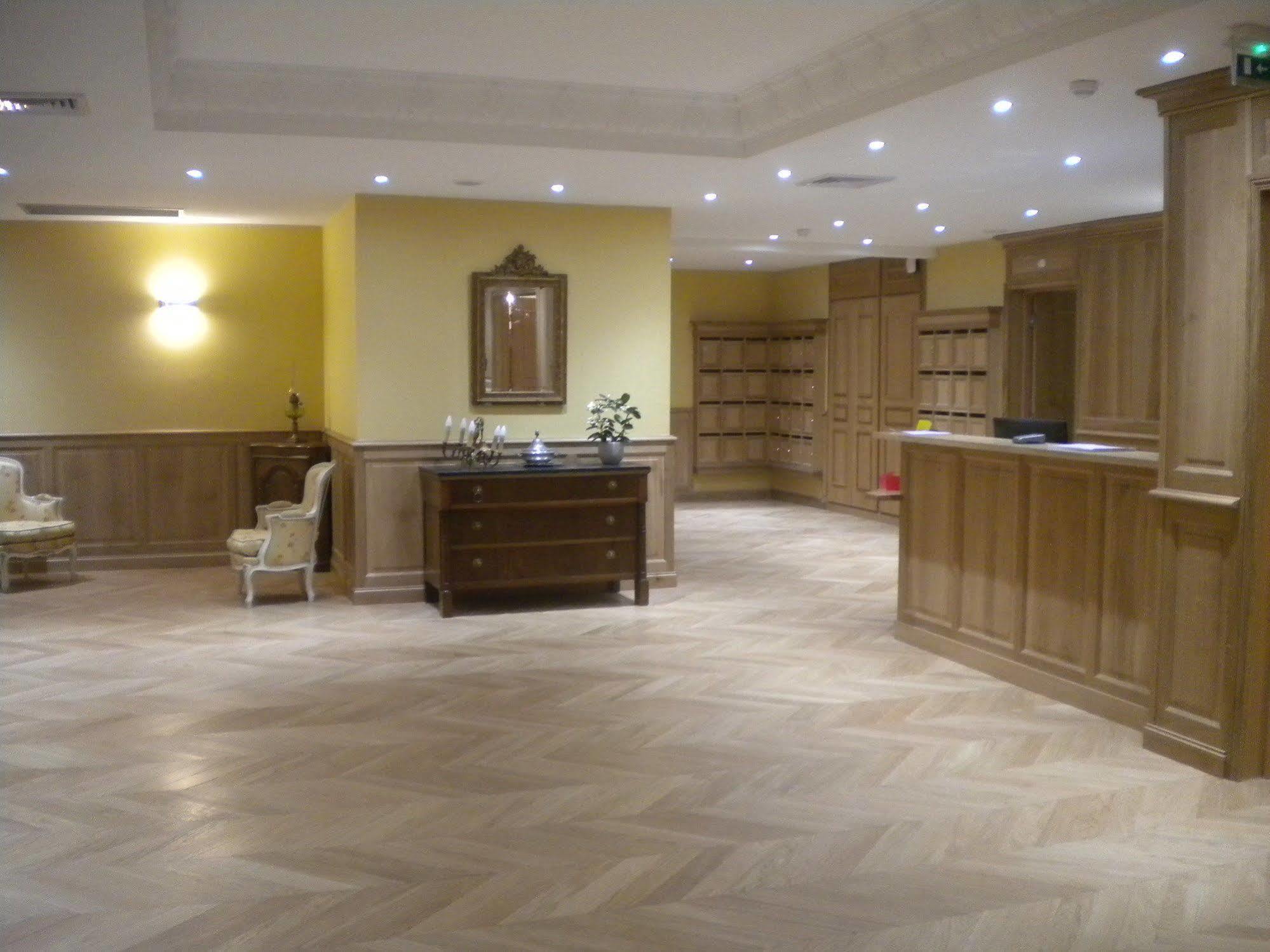 Medicis Home Dijon Les Petites Roches Экстерьер фото